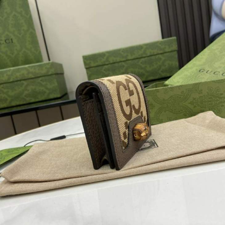 Picture of Gucci Wallets _SKUfw229563469fw